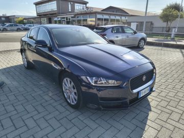 JAGUAR - XE 2.0 D 180 CV aut. Prestige (3 di 20)