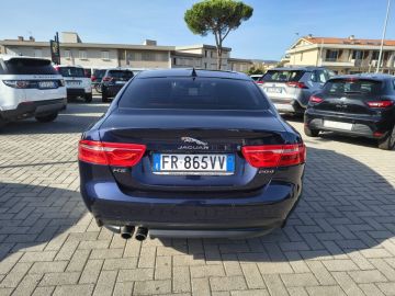 JAGUAR - XE 2.0 D 180 CV aut. Prestige (5 di 20)