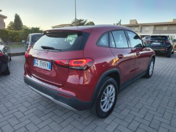 MERCEDES - GLA 200 d Automatic Business (4 di 26)
