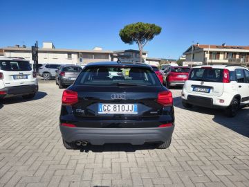 AUDI - Q2 35 TDI quattro S tronic Business (6 di 21)