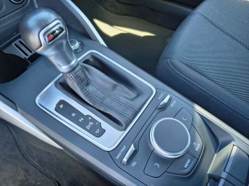 AUDI - Q2 35 TDI quattro S tronic Business (14 di 21)