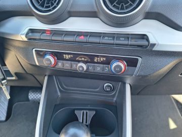 AUDI - Q2 35 TDI quattro S tronic Business (21 di 21)