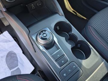 FORD - Kuga 1.5 EcoBlue 120 CV aut. 2WD ST-Line (14 di 19) FORD - Kuga 1.5 EcoBlue 120 CV aut. 2WD ST-Line (14 di 19)