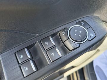 FORD - Kuga 1.5 EcoBlue 120 CV aut. 2WD ST-Line (16 di 19) FORD - Kuga 1.5 EcoBlue 120 CV aut. 2WD ST-Line (16 di 19)