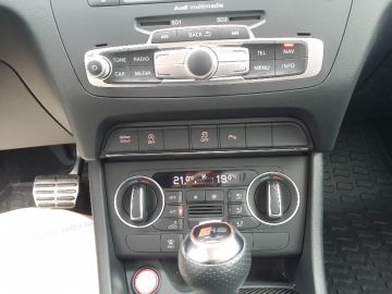 AUDI - Q3 RS 2.5 TFSI quattro S tronic (11 di 14)