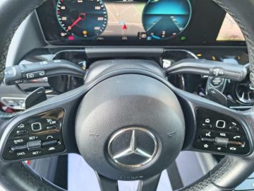 MERCEDES - GLA 200 d Automatic Business (18 di 26)