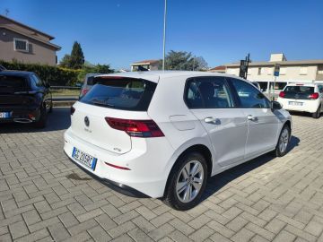 VOLKSWAGEN - Golf 1.0 eTSI EVO DSG Life (4 di 21)