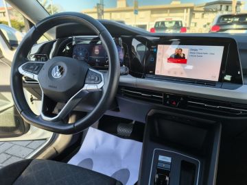 VOLKSWAGEN - Golf 1.0 eTSI EVO DSG Life (14 di 21)