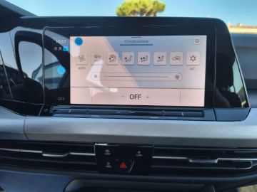 VOLKSWAGEN - Golf 1.0 eTSI EVO DSG Life (15 di 21)