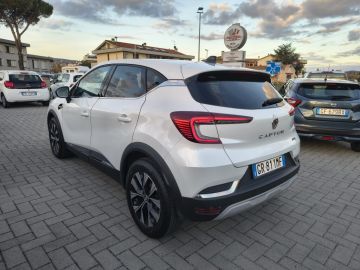 RENAULT - Captur Full Hybrid E-Tech 145 CV Techno (6 di 23)