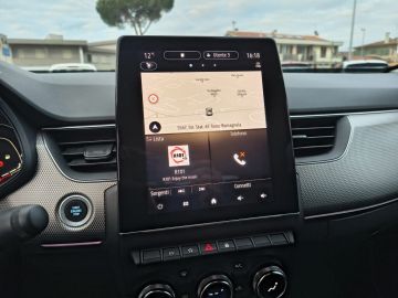 RENAULT - Arkana Hybrid E-Tech 145 CV Intens (11 di 15)