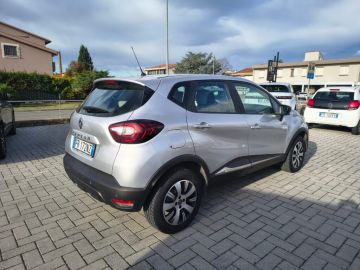 RENAULT - Captur dCi 8V 90 CV Start&Stop Energy Zen (4 di 18)