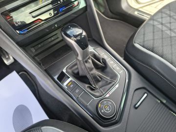 VOLKSWAGEN - Tiguan 2.0 TDI 200 CV SCR DSG 4MOTION R-Line (13 di 26)