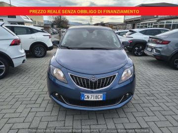 LANCIA - Ypsilon 1.0 FireFly 5 porte S&S Hybrid Gold (2 di 18)
