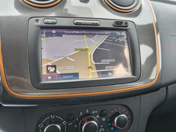 DACIA - Sandero 1.5 dCi 8V 90 CV S&S SS Brave (10 di 15)