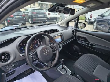 TOYOTA - 1.5 Hybrid 5 porte Active (9 di 21)