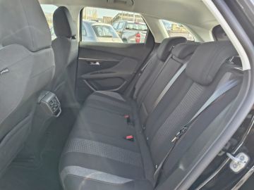 PEUGEOT - 3008 BlueHDi 130 S&S Business (15 di 19)