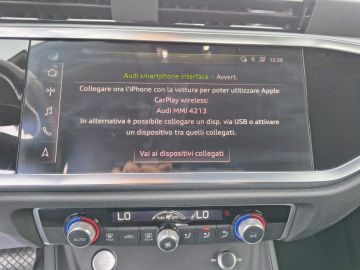 AUDI - Q3 35 TDI S tronic Business (15 di 19)