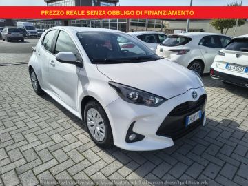 TOYOTA - Yaris 1.5 Hybrid 5 porte Business (3 di 21)