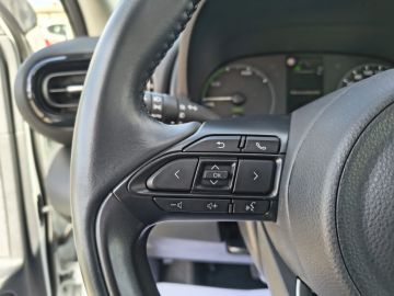 TOYOTA - Yaris 1.5 Hybrid 5 porte Business (17 di 21)