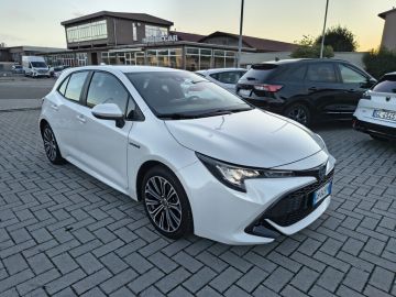TOYOTA - Corolla 2.0 Hybrid Business (3 di 21)