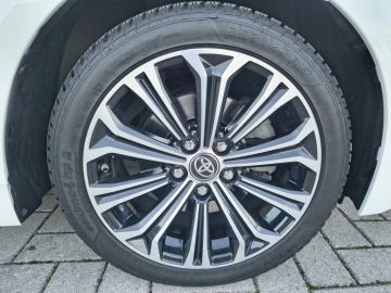 TOYOTA - Corolla 2.0 Hybrid Business (7 di 21)