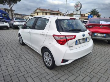 TOYOTA - Yaris 1.5 Hybrid 5 porte Business (6 di 17)