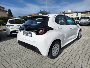 TOYOTA - Yaris 1.5 Hybrid 5 porte Business (4 di 21)