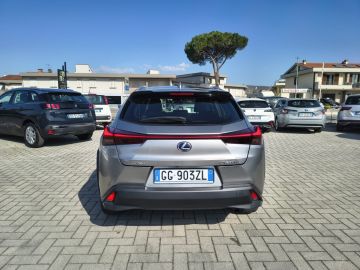 LEXUS - UX Hybrid Business (16 di 20)