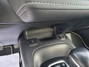 TOYOTA - Corolla Touring Sports 1.8 Hybrid Business (15 di 21)