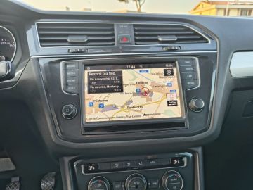 VOLKSWAGEN - Tiguan 2.0 TDI Business BMT (9 di 17)
