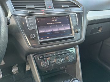 VOLKSWAGEN - Tiguan 2.0 TDI Business BMT (11 di 17)