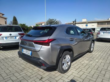 LEXUS - UX Hybrid Business (5 di 20)