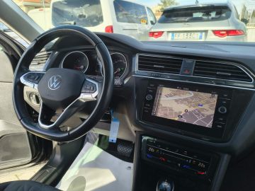 VOLKSWAGEN - Tiguan 2.0 TDI 150 CV SCR DSG 4MOTION Life (19 di 20)
