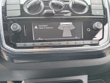 VOLKSWAGEN - 1.0 5p. move  BlueMotion Technology (12 di 17)