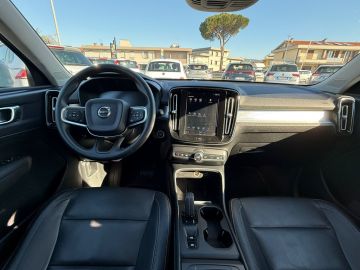 VOLVO - XC40 D3 AWD Geartronic Momentum (14 di 15)