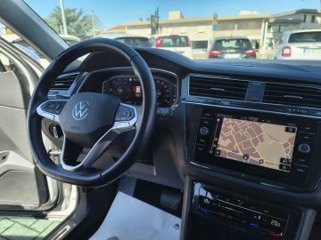VOLKSWAGEN - Tiguan 2.0 TDI 150 CV SCR DSG Elegance (20 di 25)