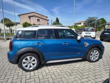 MINI - Mini 1.5 Cooper SE Business Countryman ALL4 (26 di 26)