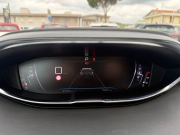 PEUGEOT - 5008 BlueHDi 130 S&S EAT8 Allure Pack (15 di 17)