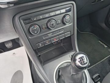 VOLKSWAGEN - Maggiolino Cabrio 1.2 TSI BMT Design (14 di 21)