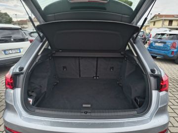 AUDI - Q3 35 TDI quattro S tronic Business (18 di 19)