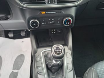 FORD - Kuga 1.5 EcoBlue 120 CV 2WD Connect (11 di 17)