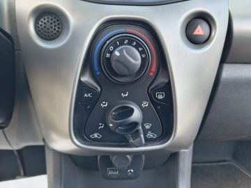 PEUGEOT - 108 VTi 68 5p. Active (17 di 18)