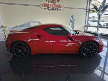 ALFA ROMEO - 4C (4 di 17)