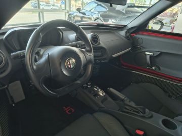 ALFA ROMEO - 4C (9 di 17)