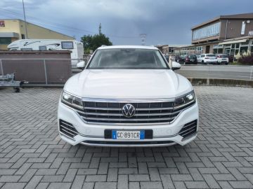 VOLKSWAGEN - Touareg 3.0 V6 TDI SCR Elegance (2 di 22)