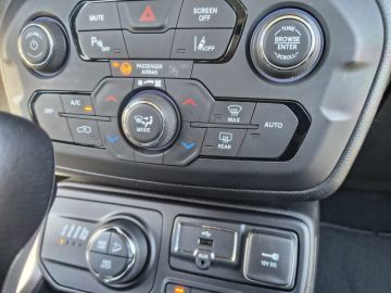 JEEP - Renegade 1.3 T4 190CV PHEV 4xe AT6 Business Plus (15 di 21)