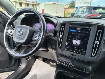VOLVO - XC40 B3 automatico Essential (12 di 20)