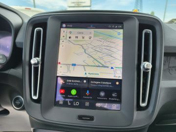 VOLVO - XC40 B3 automatico Essential (19 di 20)