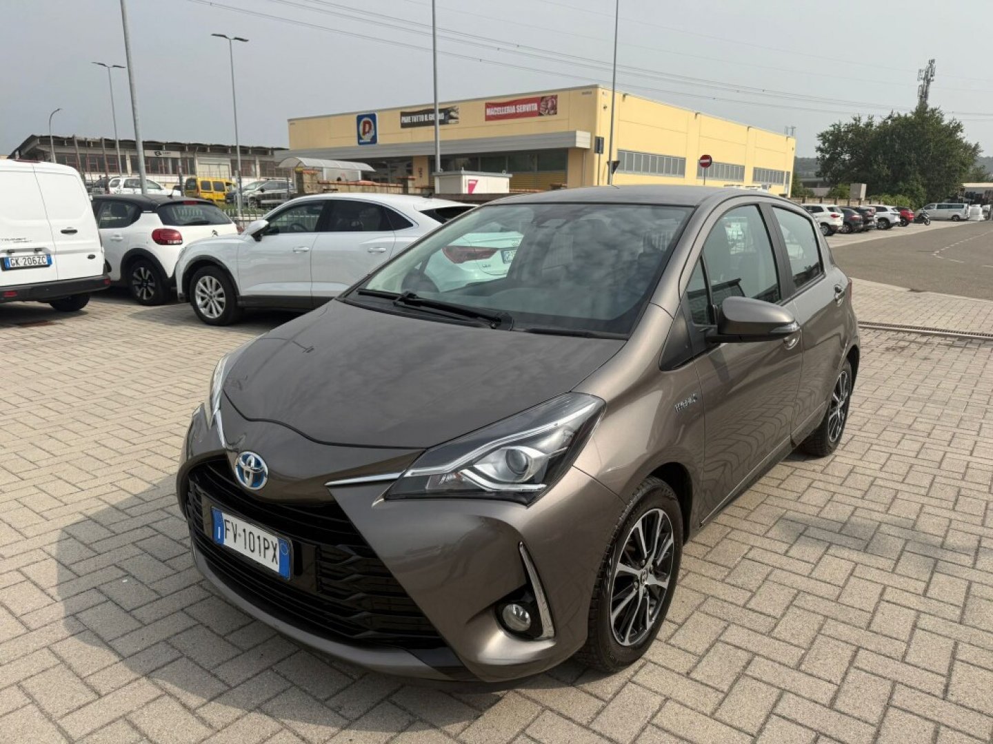 TOYOTA 1.5 Hybrid 5 porte Active